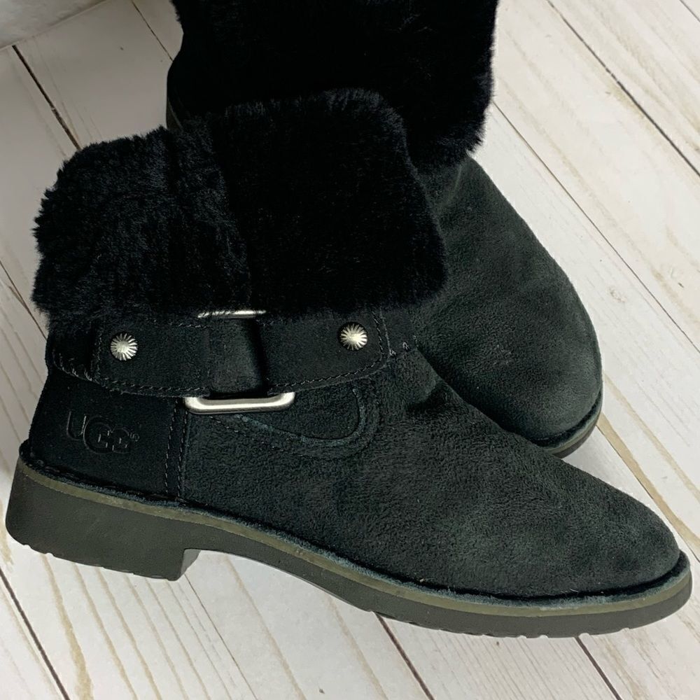 Ugg Cedric Black fur lined leather boots - Picture 8 of 16
